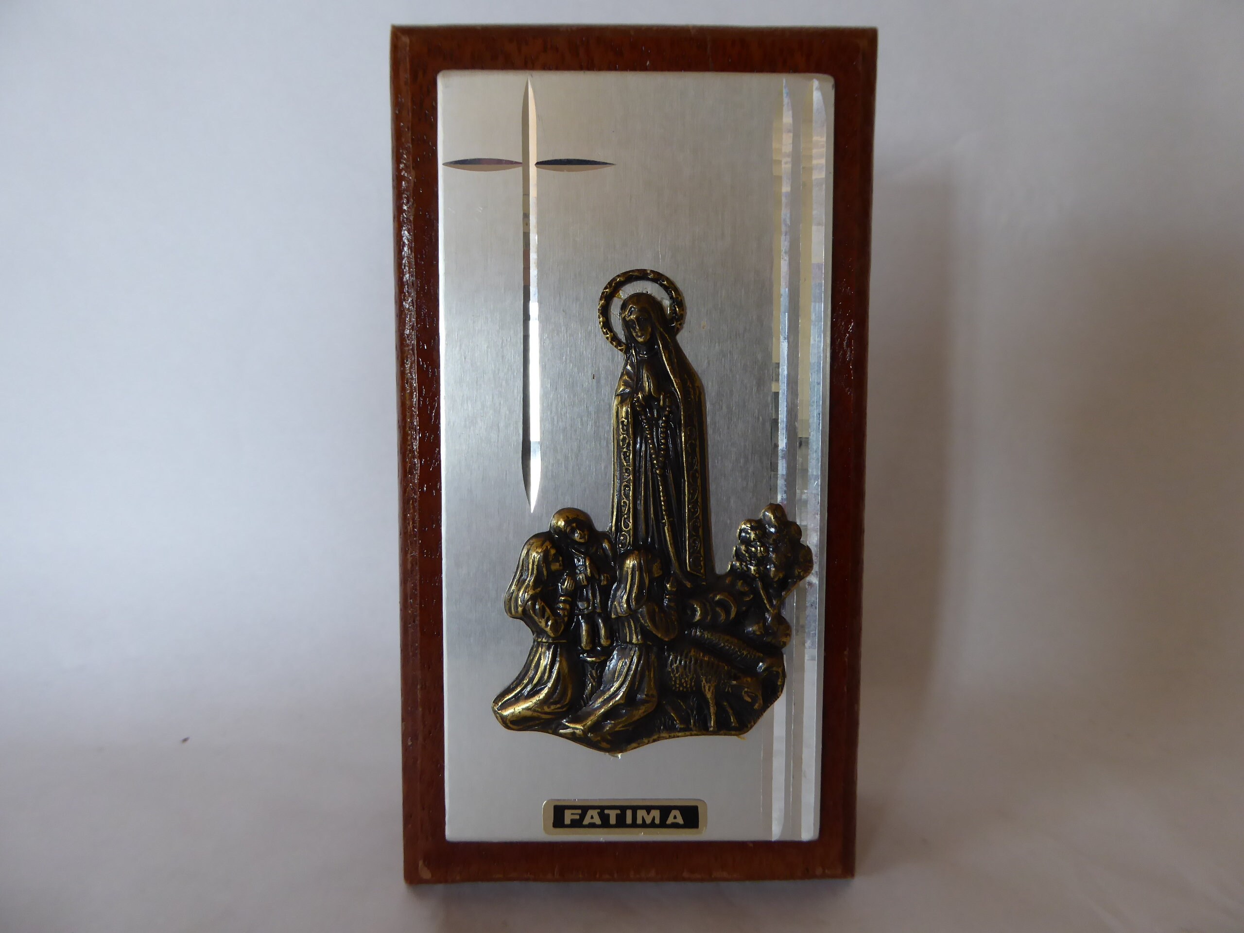 Ornement Religieux Vintage en Bois et Métal avec Fatima 0421033-1741