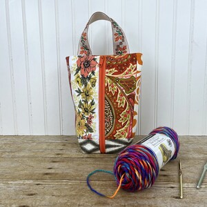 Floral Makeup Bag - Upcycled Toiletry Bag - Eco Friendly Travel Pouch