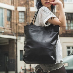 The Urban Black Leather Tote, Shopper Bag