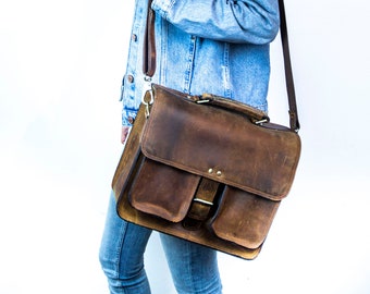 Leather Camera Bag For Professionals With Thick Padding