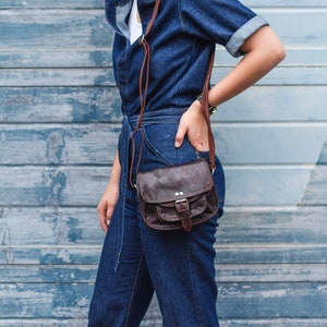 Leather saddlebags store