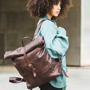 Brown Leather Traveller's Rucksack Backpack With Roll Top image 2
