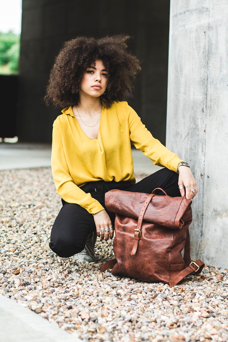 Distressed Leather Traveller's Rucksack Backpack With Roll Top image 7