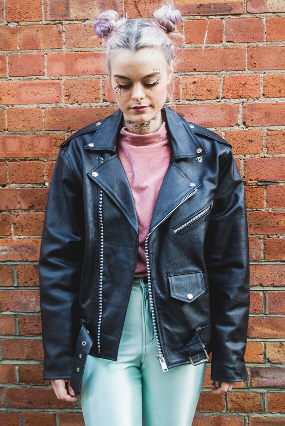 Classic Black Leather Biker Jacket – Oversized Marlon Brando Style