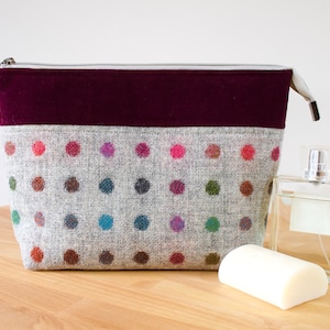 British tweed toiletry bag or washbag, medium pouch, grey with bright spots