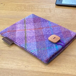 Kindle paperwhite cover in HARRIS TWEED, Fire 6HD, Nook case in pink and purple plaid image 1