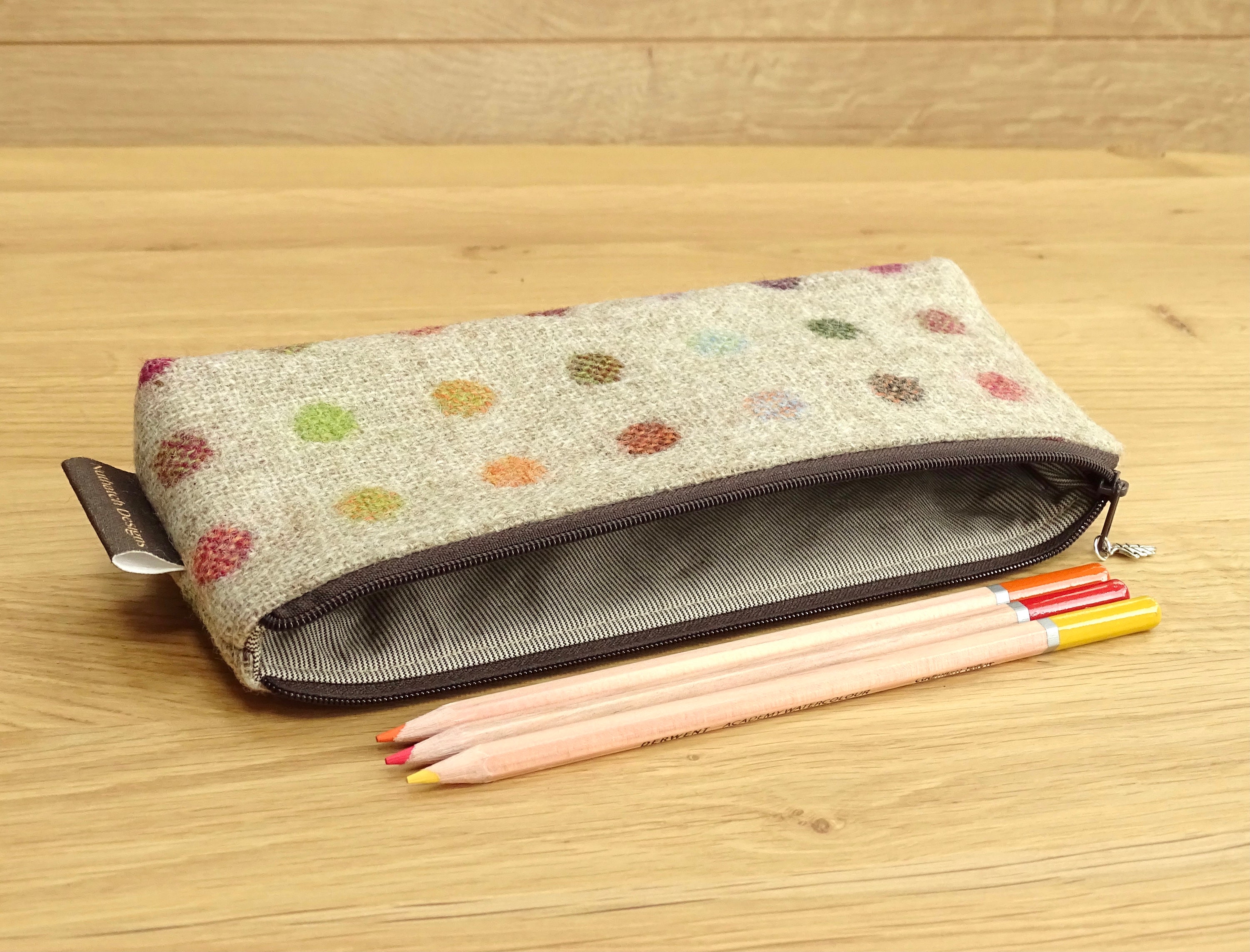 Black and White Pencil Case, Pencil Pouch, Pencil Bag, Pen Case, Pencil  Cases, Artist Pencil Case, Kids Pencil Case, Knitting Needle Storage 