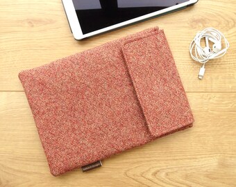 IPad Pro 10.5 or 11, Air sleeve, tablet cover, British wool tweed, pure wool soft case with flap fastening