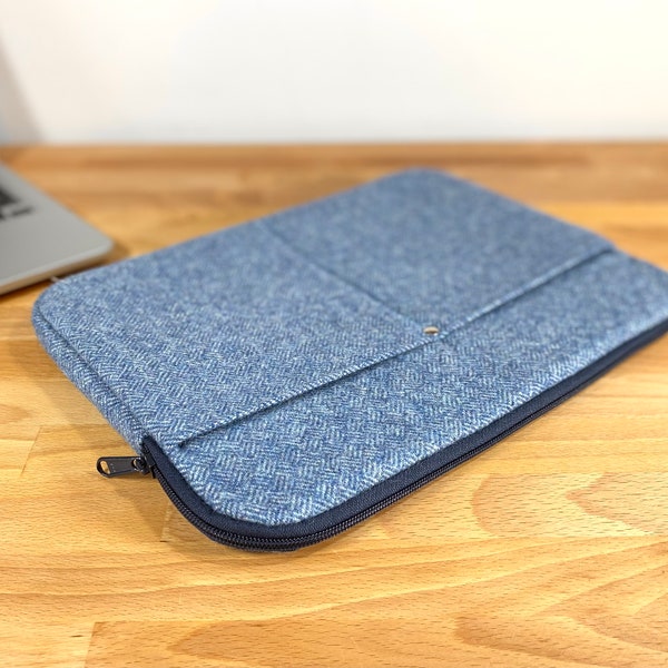 Laptop folio zippered case, MacBook 13" Pro Air cover sleeve, pure wool British tweed