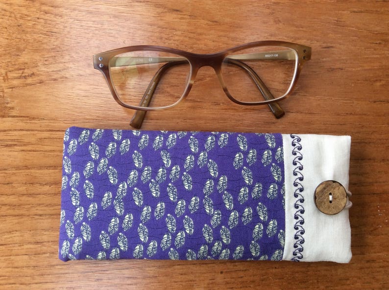 Glasses sleeve Glasses case, spectacles, sunglasses case, purple with flowers image 6