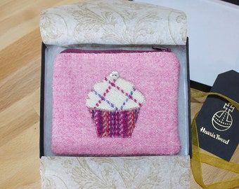 Coin purse in HARRIS TWEED, small pouch, earbud case, card wallet, Change pouch, pale pink with cupcake, gift boxed