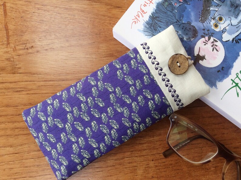 Glasses sleeve Glasses case, spectacles, sunglasses case, purple with flowers image 1