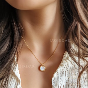 Handmade 14k Gold Moonstone Pendant - 15mm Cabochon Gem