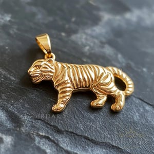Solid 14k Gold Tiger Pendant, Gold Tiger Charm, Gold Panther Pendant, Gold Lion Pendant, Tiger Pendant, Animal Pendant