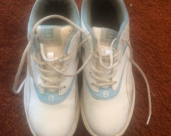 Brunswick Used Women’s Blue and White Bowling Shoes Size 7 1/2