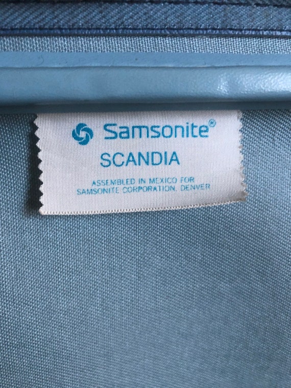 Vintage 1970’s Samsonite Scandia Light Blue 22” X… - image 5
