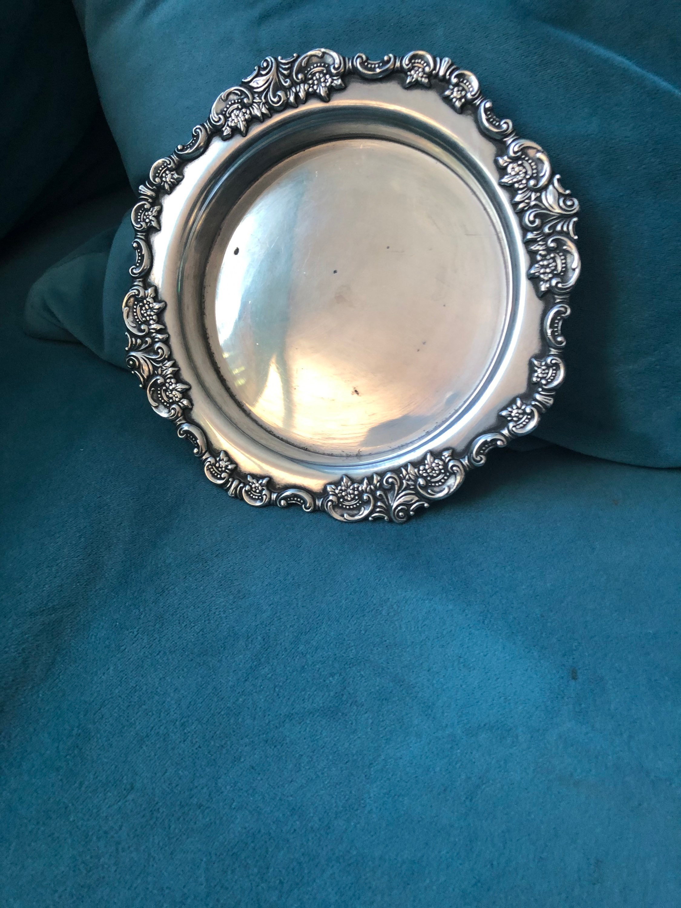 Baroque by Wallace 725 Silver-plate 7 1/4” Fancy Dish Made