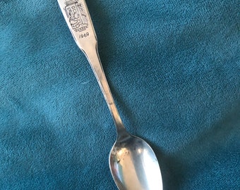 Avon 1969 Collector Spoon 4 1/2” International & Co. Triple Plate Silver