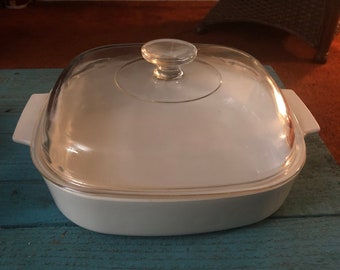White Corning Ware 2.5 Liter with Heavy Glass Lid with Small Chip on Inside of Outer Lid as Seen in Last Photo