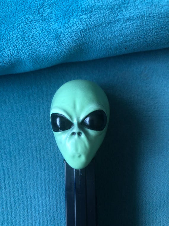 Custom Made Alien Pez Dispenser by Sargent Pez - Etsy