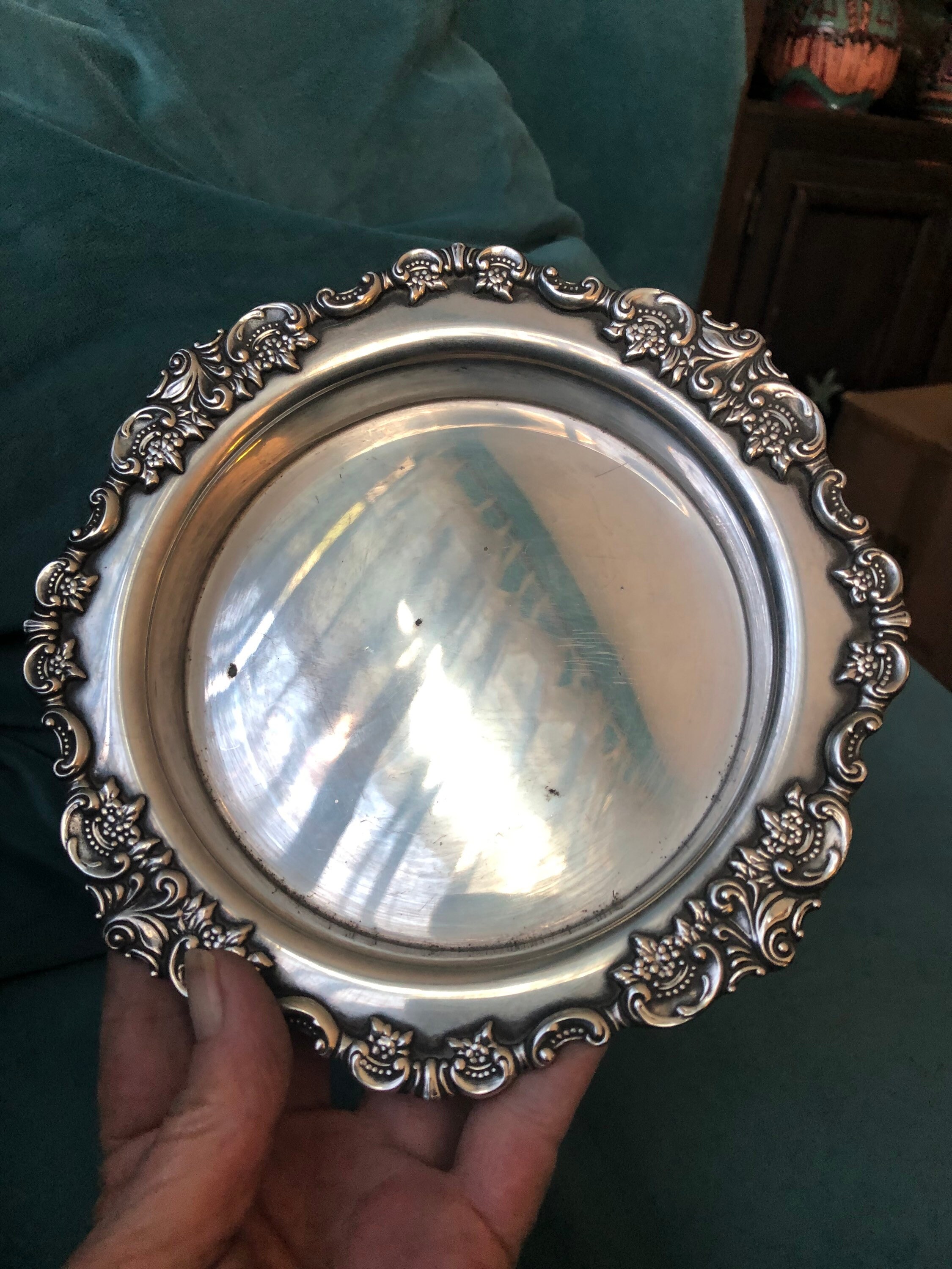 【Wallace】 Baroque ドリンク / カクテルトレー 25cm Baroque by Wallace 725 Silver-plate 7 1/4” Fancy Dish Made