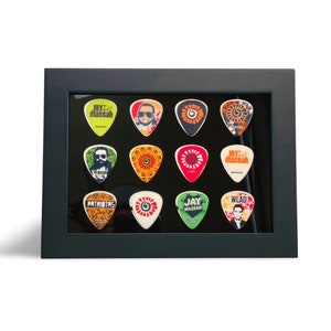 5&quot; x 7&quot;  Guitar Pick Display - Horizontal Frame - Holds 12 Guitar Picks - FRAME INCLUDED