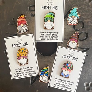 NOUVEAU !! Câlins de poche gnome, amateur de gnome, jeton de poche, cadeau vous manquez, cadeau vous aime, envoyer un câlin, gnome mignon, copain de poche (lot de 2)