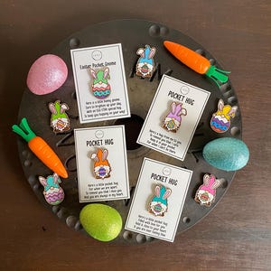 NOVO!! Abraços de bolso de gnomo de coelho da Páscoa, gnomo de Páscoa, gnomo de coelho, amante de gnomos, ficha de Páscoa, ficha de saudade, enchimento de cesta de Páscoa