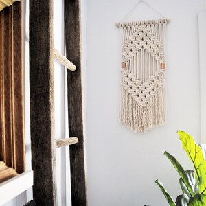 mur de macrame suspendu tapisserie moderne de fibres lart mural tissé conception géométrique macramé contemporain minime art de corde image 2