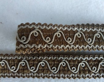 Lace Fringe black and off white double edge trimming black or gold base 2mts