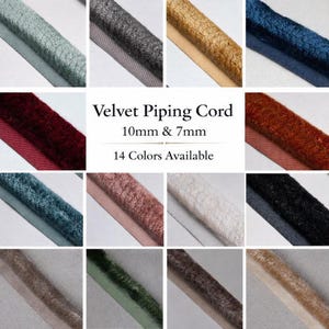 Pode incluir: Amostras de cordão de viés de veludo em várias cores, incluindo verde-azulado, cinza, dourado e azul marinho. O texto diz "Velvet Piping Cord 10mm & 7mm 14 Colors Available".