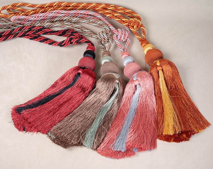 Oriental Design Tieback Holdback Tassel/ Decorative Rayon  luxury curtain tiebacks/ 4 shiny colors  /curtain belt