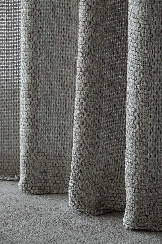 Heavy clearance curtain material