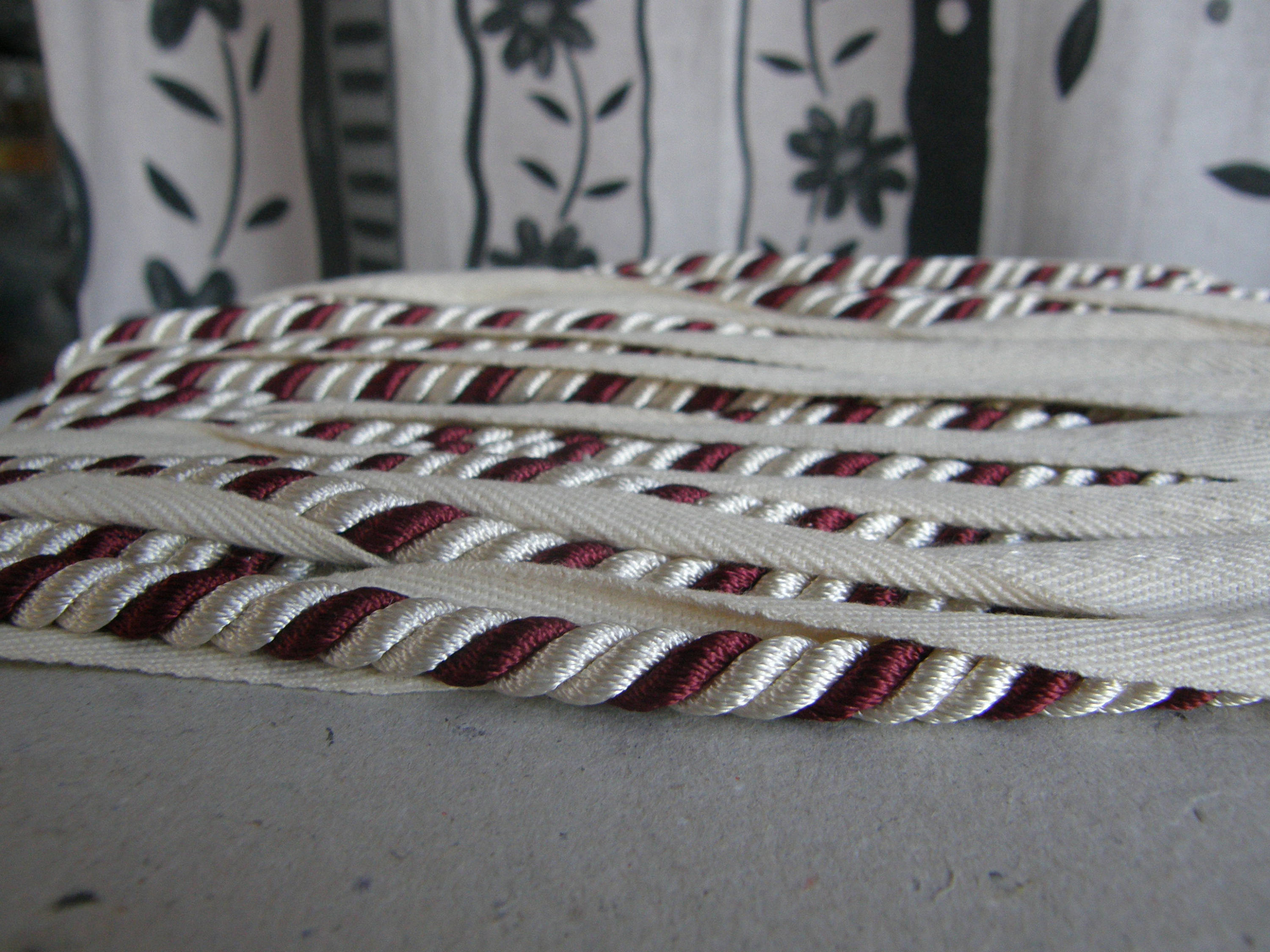 8mm or 5mm Rayon Flanged Piping Cord | White Red Twisted Upholstery