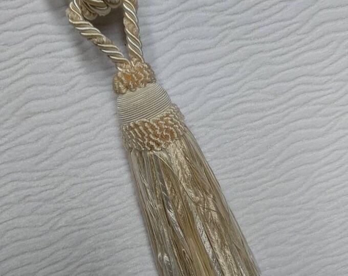 Ivory organza Modern Tiebacks|Curtain tie backs.Modern Tassel Hold backs