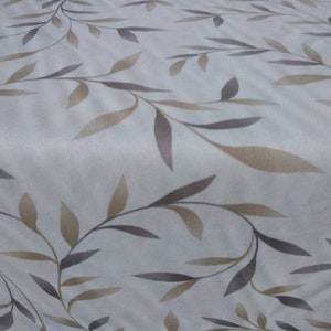 Gordijnen met bloemen en lichte bekleding|Stof katoen/licht bekleding en gordijnen Stoffen