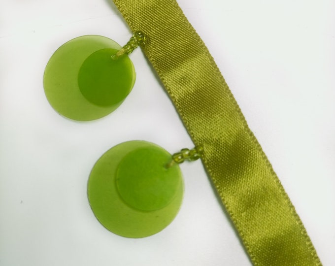 Green braid with plexiglass sequins /3.5 cm - 1.38 inches height decor trims fringe beads