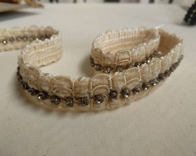 Ivory Diamond Collection Braid Trims | 1.6cm - 0.62 inches Upholstery Braid Ribbon Gimp with strass by the meter