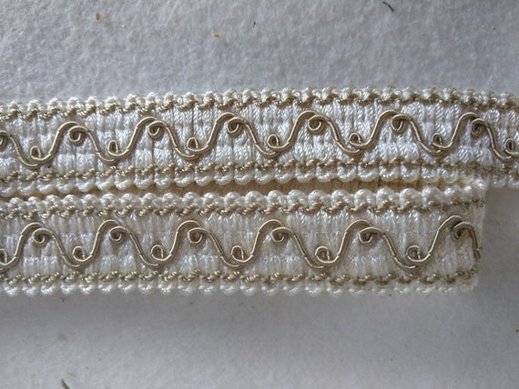 per 2 metres Gimped Furnishing Braid Trimming per 2 metres Gimped Furnishing Braid Trimming