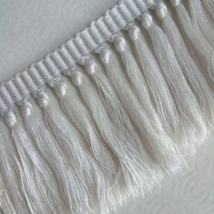 Ivory Knotted Chainette Fringe Trim | 10cm - 3.9 inches height hand knotted chainette fringe trim