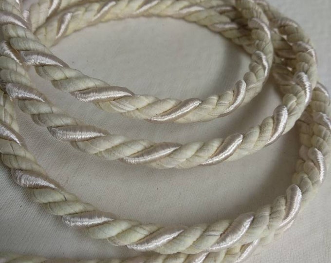 9mm-0.35" Ivory Faux Leather Piping Cord| Thick Upholstery Cord |Sold by the meter (39"/1.09yards)