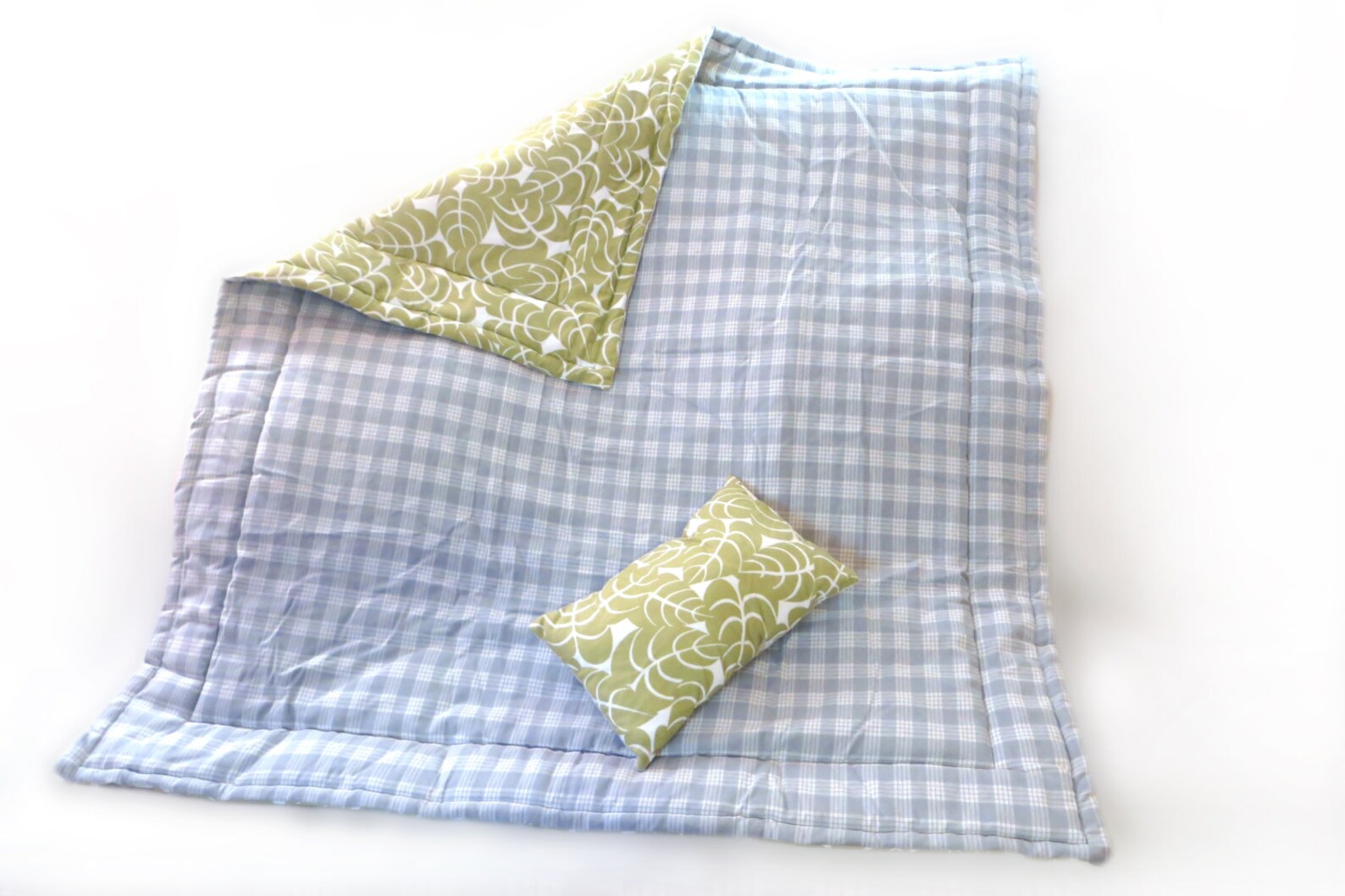 Green and White Leaf Print Quilt Set With Grey Palaka Etsy