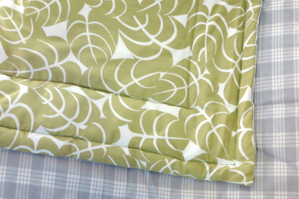 Green and White Leaf Print Quilt Set With Grey Palaka Etsy