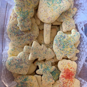 Christmas Sugar Cookie Cutouts (100 cookies)