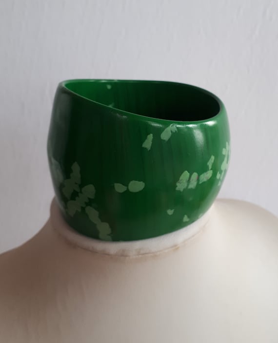 Massive statement wide Vintage green with painted… - image 2