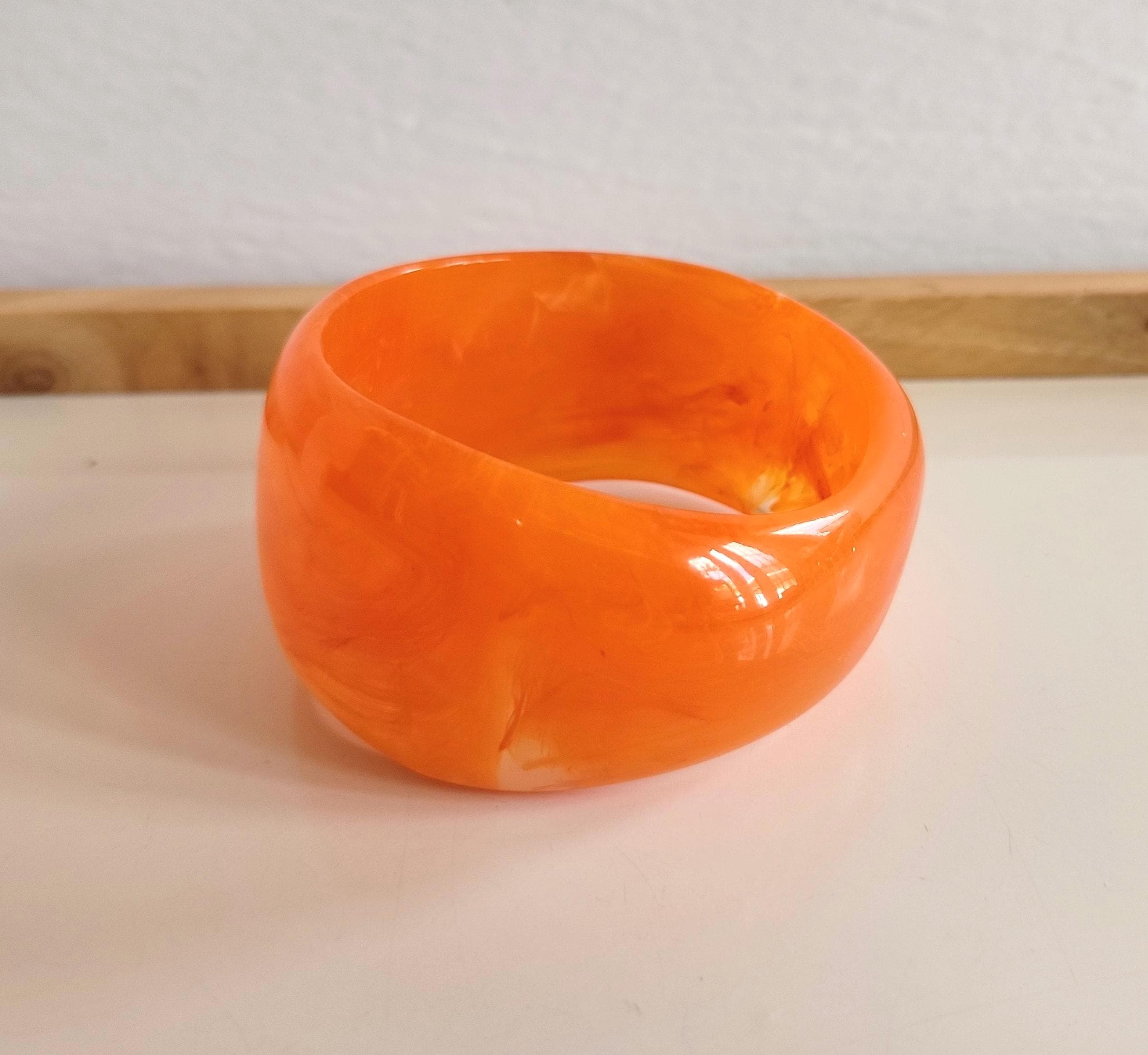 Bracelet Vintage En Résine Orange - Signé L’Or Du Soir - Occasion - Fermoir Crochet