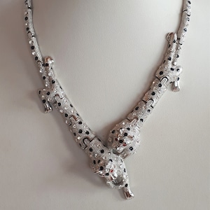 Vintage DESIGNER rhodium plate silver metal black enamel rhinestone 2 animal panther leopard articulated panels bib necklace couture