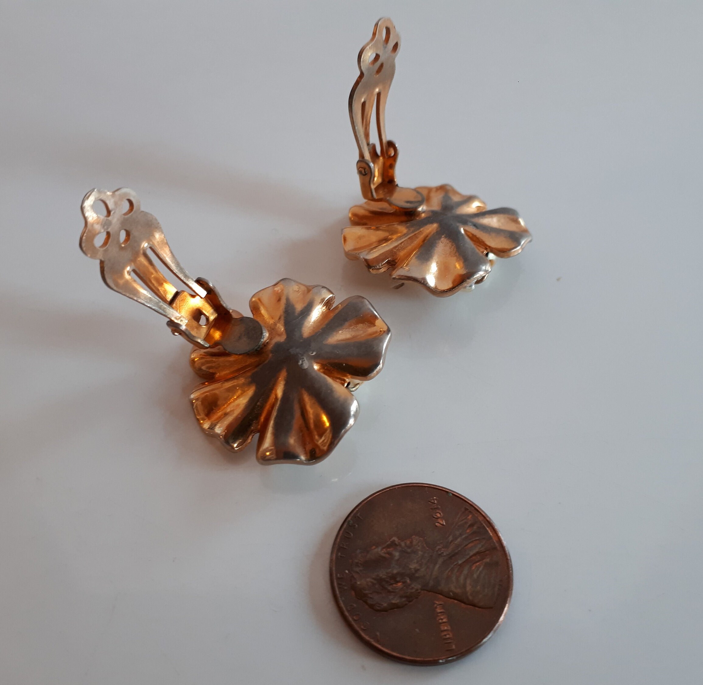 Boucles d'oreilles Lotus - Sagesse et pureté