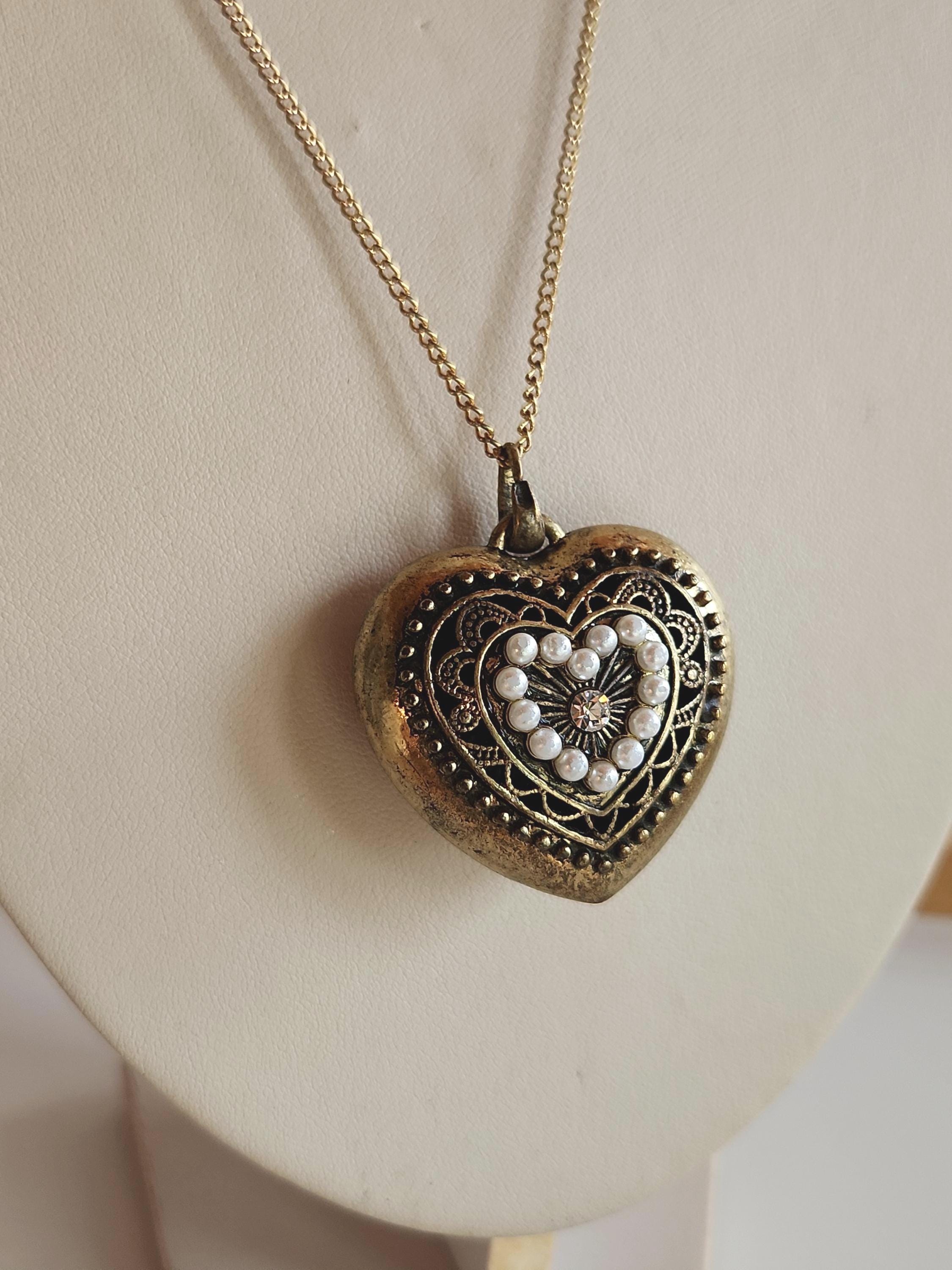 Pearl and Rhinestone Pendant - Etsy Canada