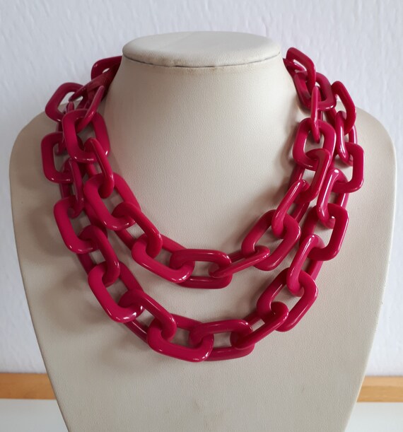 Big plastic chain necklace hotsell